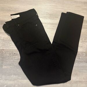 GAP True Skinny Black Super High-Rise Skinny Jeans